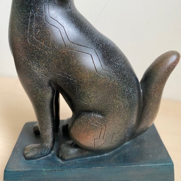 Southwestern/Native American Wolf Sculpture - Vintage - Picture 7 of 12